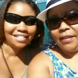 Meet your Posher, Debbra